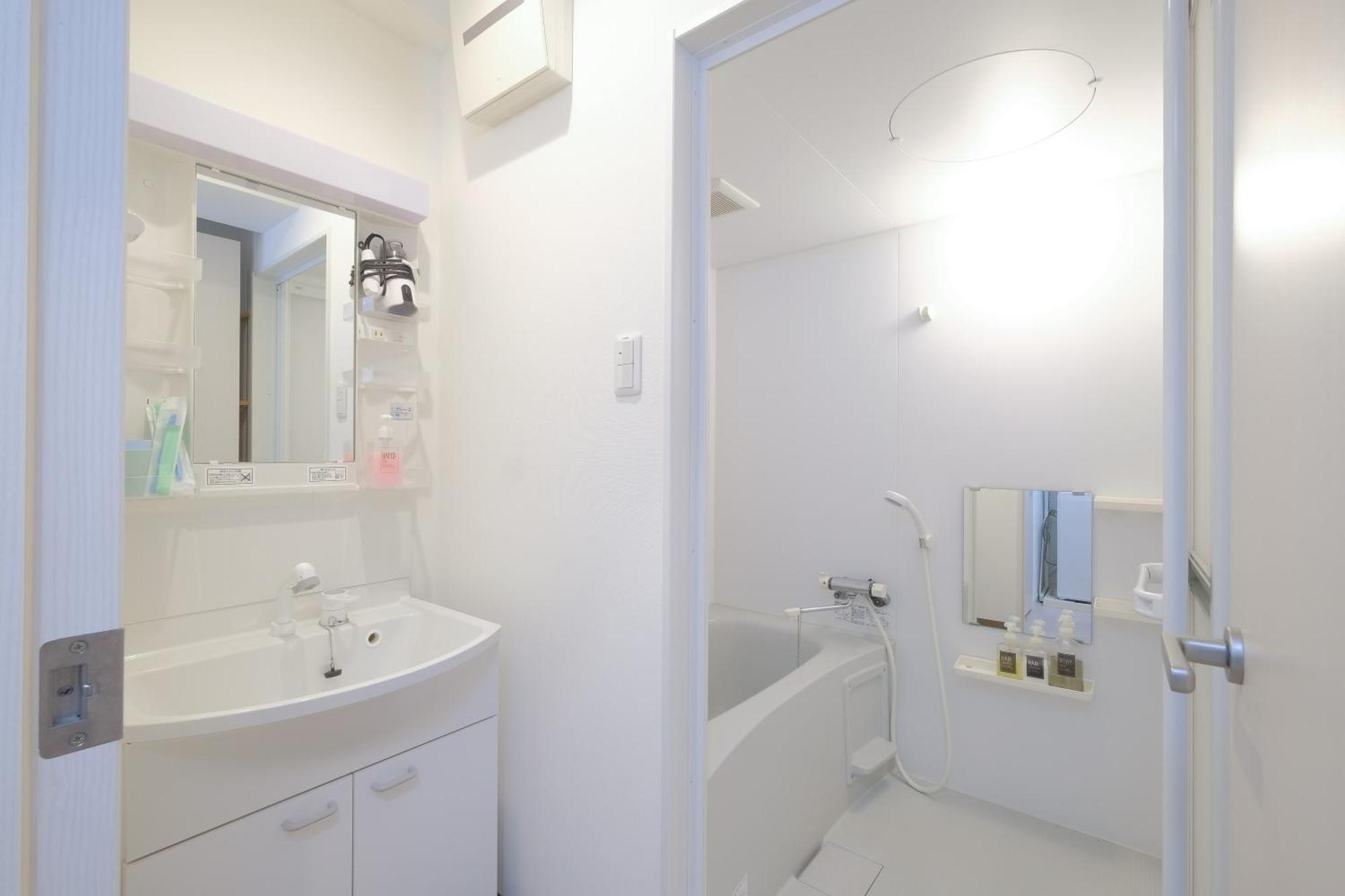 Good Life Apartment Naha Pokoj fotografie
